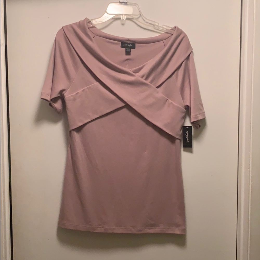 🌻 Pink short sleeved dressy top